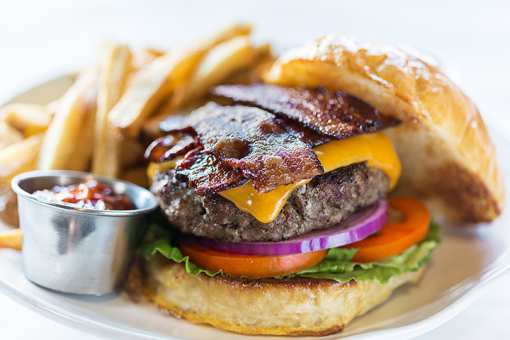 8 Best Burgers in Arkansas!