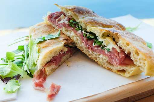 6 Best Delis in Arkansas!