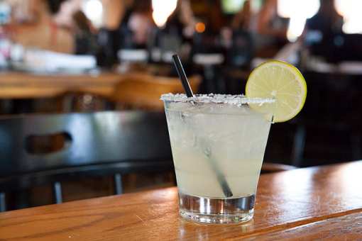 7 Best Places for Margaritas in Arkansas!